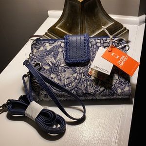 Convertible wristlet/ mini purse